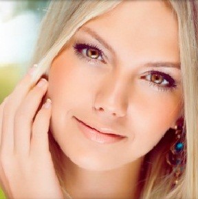 Solo 49,90 anzichè 150 per  Biorivitalizzazione senza aghi  dalla Dottoressa Laura Servetto  a due passi dal centro in via Toselli!