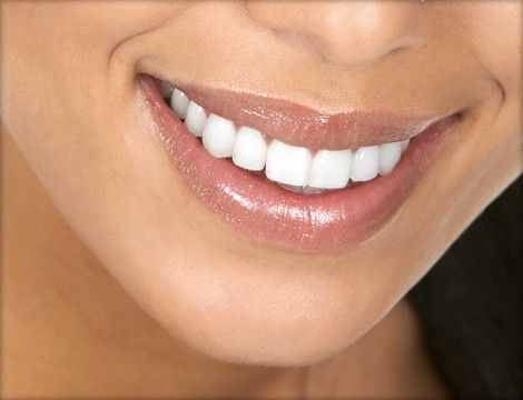  Novita'! Dallo Studio dentistico del dottor Giancarlo Zambitto! Pulizia dentale con smacchiamento con airflow  e sbiancamento Led, visita specialistica e radiografie di entrambe le arcate.