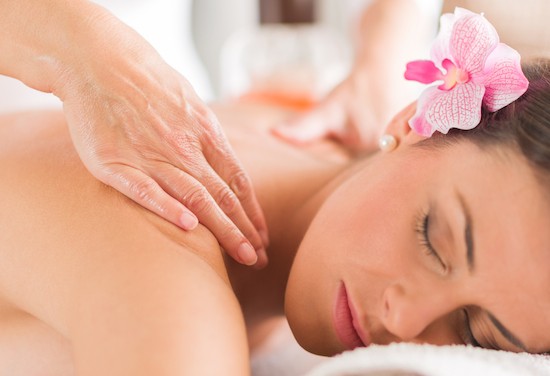  Nel cuore di Cornigliano! 1 massaggio da 45 minuti a scelta tra rilassante, decontratturante o drenante con tisana finale da Olistikamente! Sia per la clientela maschile che femminile!