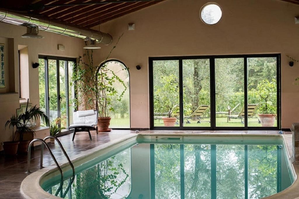 2 giorni e 1 notte   x 2 persone in camera doppia standard in mezza pensione   e  accesso spa  dall' Agriturismo e Country Hotel Montebelli in Maremma!
