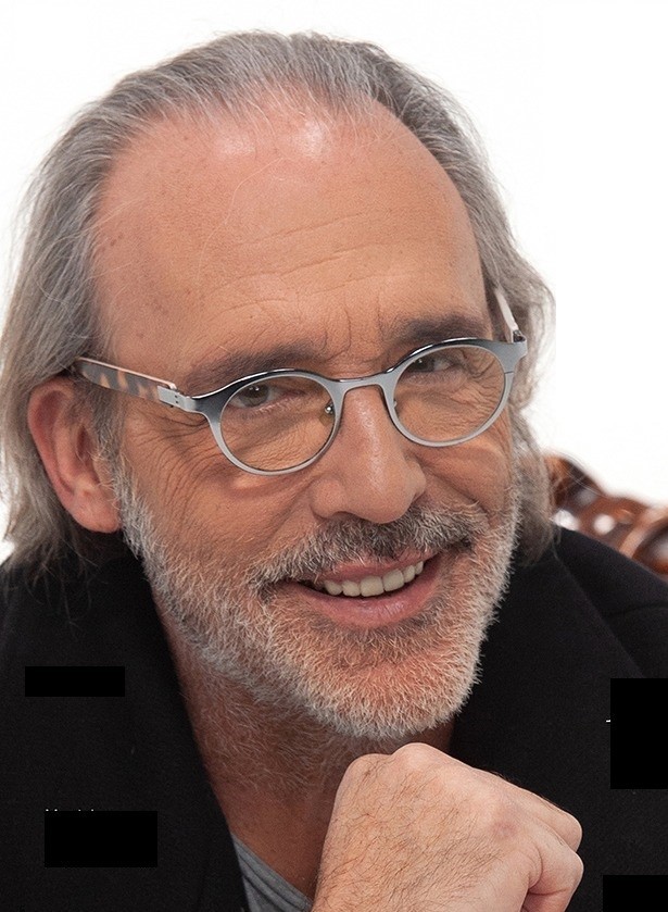 Ridere d'agosto ma anche prima con "Il Talento di essere tutti e nessuno" con Luca Ward in data 20 Luglio 2025 ore 21.30 in Piazza delle Feste al Porto Antico!