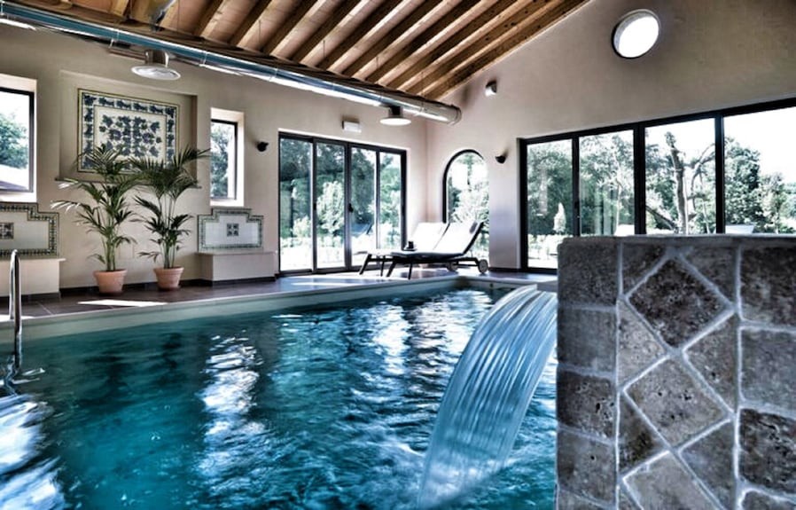 2 giorni e 1 notte   x 2 persone in camera doppia standard con  colazione  e  accesso spa e aperitivo dall' Agriturismo e Country Hotel Montebelli in Maremma!