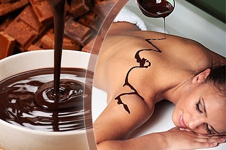 Regalati una vera coccola per il corpo: peeling corpo +candle massage  al cioccolato   nella centralissima via Colombo dallo Studio Massofisioterapico Colombo. Coupon limitati!!