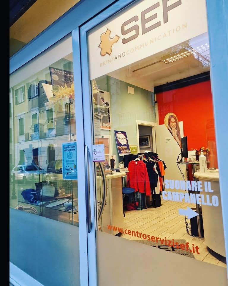 Solo 20,00 Per 250 volantini fronte e retro misura 10 *15 cm con carta patinata 170 gr.  Da Centro Servizi Sef! In Corte Lambruschini a Borgo Pila! Se hai un'attività è il momento di promuoverla!