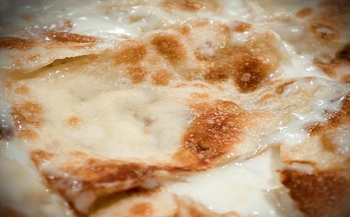 Nel cuore del centro storico! Da Pre-boggion! Menu'  focaccia per due persone: Focaccia al formaggio o pizzata , calice di vino o bevanda analcolica, dolce   caffé e coperti inclusi! Una vera bontà!