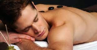 Speciale idea regalo! 1 massaggio da 30 minuti ho stone  Nello studio G.V.T. Salute&Benessere in centro dall' estetista e naturopata TIziana Sorrentino!