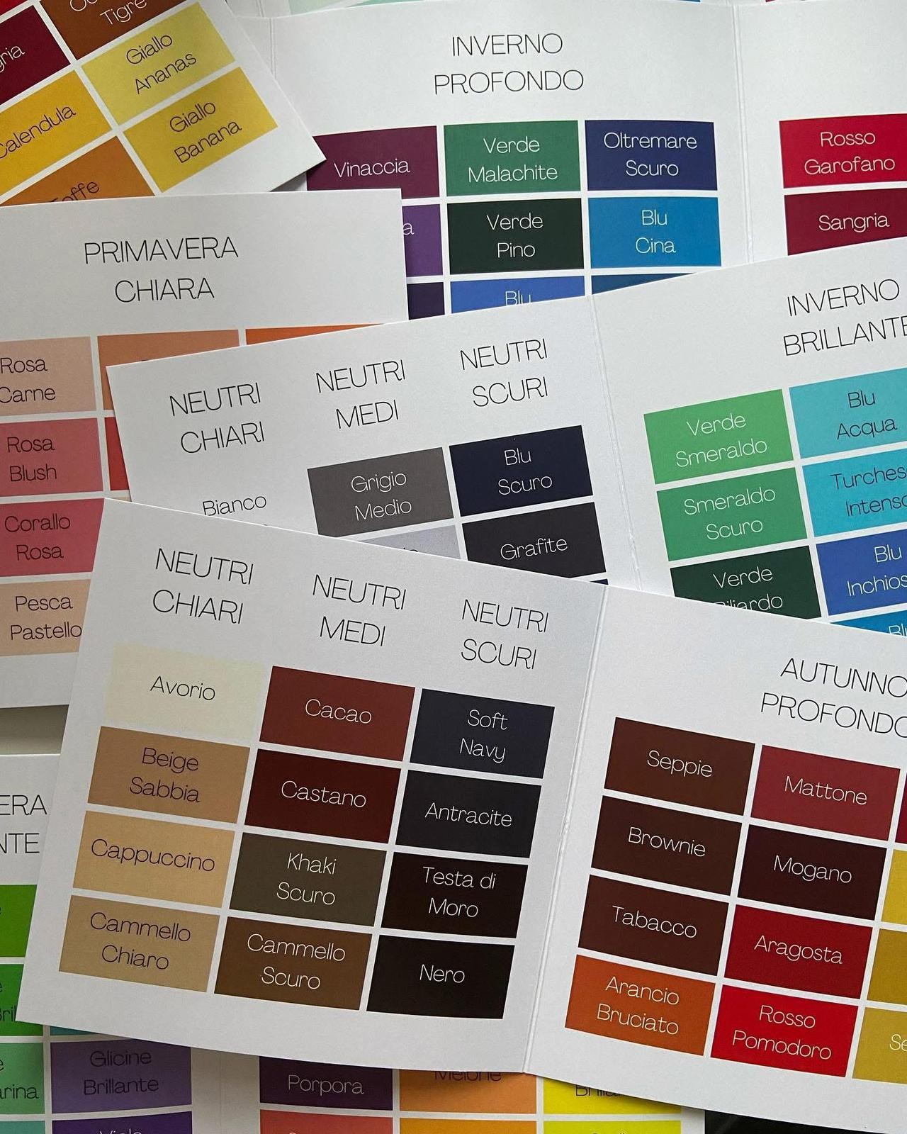 Novita' assoluta! Consulenza basica di Armocromia con make up in pallette o consulenza completa di Armocromia!