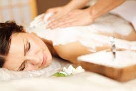   1 massaggio rilassante e superidratante al latte d'asina da 40 minuti dall'Estetika Vale. Ideale per la clientela femminile e maschile!