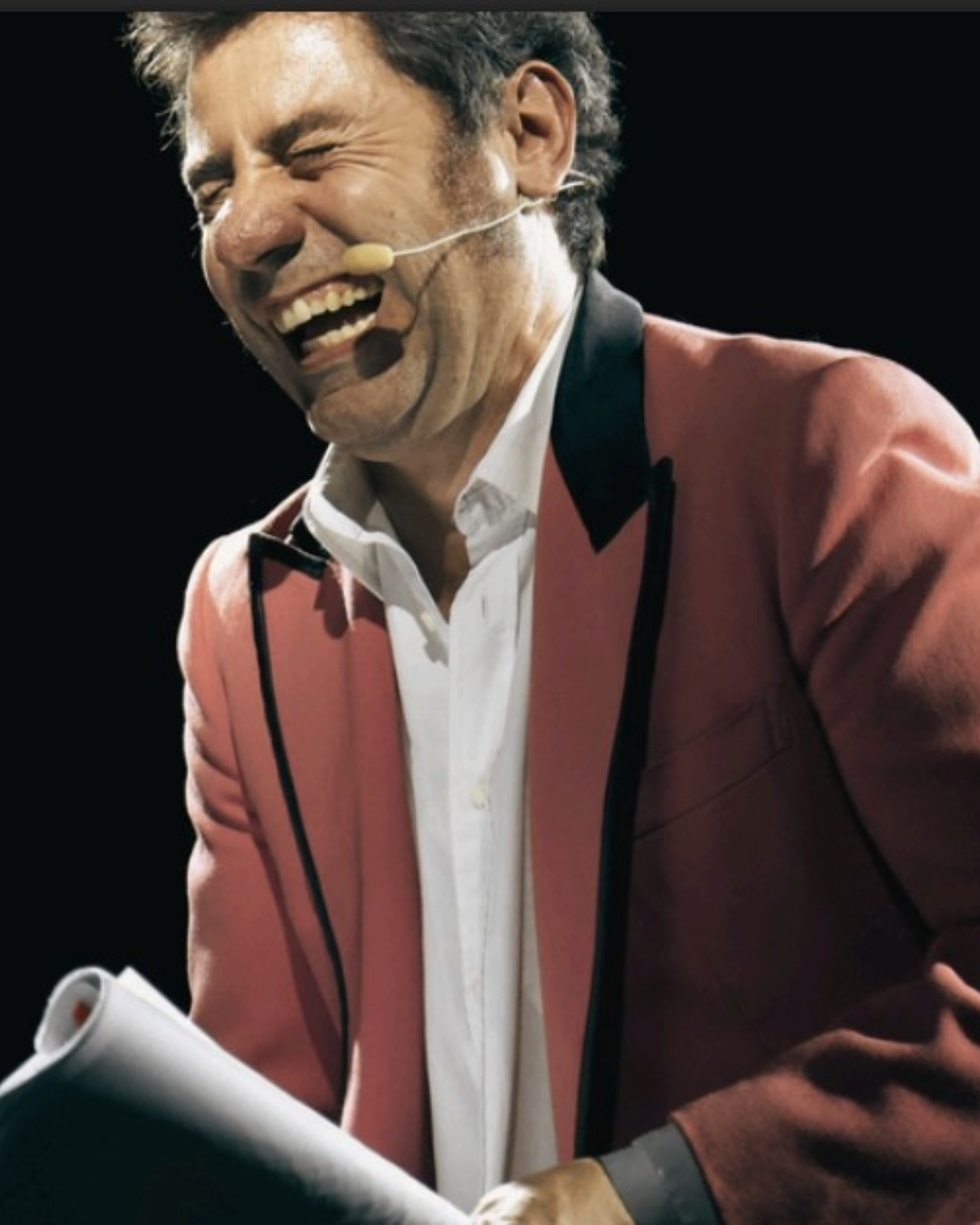 In data 24 Ottobre ore 19,30  o in data 25 Ottobre ore 17,30 al Teatro di Stradanuova "Le Petit Cabaret" con Paolo Faroni. Risate garantine per grandi e piccini!