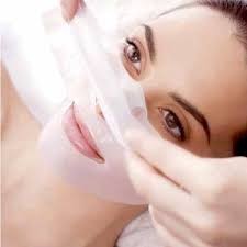 Special price! Trattamento viso al collagene della durata di circa 30 minuti nella centralissima Via San Vincenzo da Beauty Land!