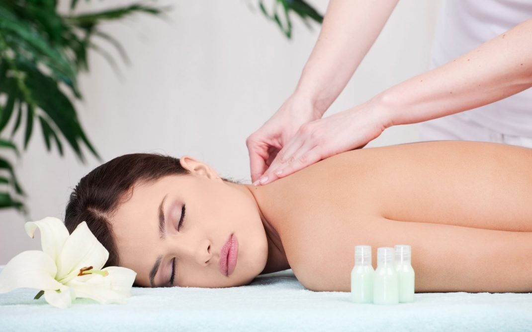 In centro! 3 massaggi da 45 minuti a scelta tra connettivale e miofasciale dallo studio G.V.T. Salute&Benessere.