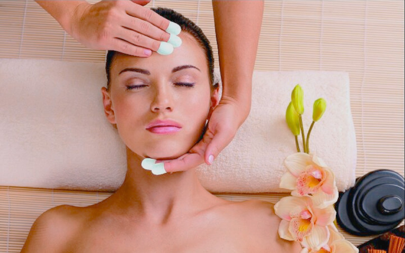  Novità direttamente dal Giappone! Ideale per pelli sensibili! Trattamento viso ai bozzoli di seta+mini Pantalas! In via XX Settembre dalla massaggiatrice olistica Barbara Rosso