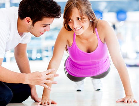  2 lezioni con personal trainer one to one con anamnesi corporea e consulenza antropometrica nella centralissima via Porta degli Archi da HMgm esperti del fitness si prenderanno cura di te. Coupon valido anche la Domenica!