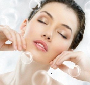  Dall' Estetica Luisa nel cuore di Marassi in via Canevari!  Pulizia viso completa con epilazione labbro superiore e definizione sopracciglia