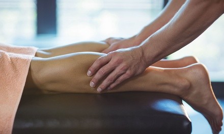 Gambe pesanti e doloranti?   50 minuti  a scelta tra  Linfodrenaggio Olistico e Massaggio anticellulite olistico dall'operatrice olistica, naturopata Silvia Manipura in via Colombo!