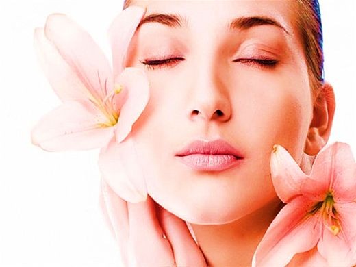 Novita'! Speciale festa della mamma! 50 minuti di Trattamento viso coreano con utilizzo alta frequenza e luce rossa led nella centralissima Via San Vincenzo da Beauty Land!